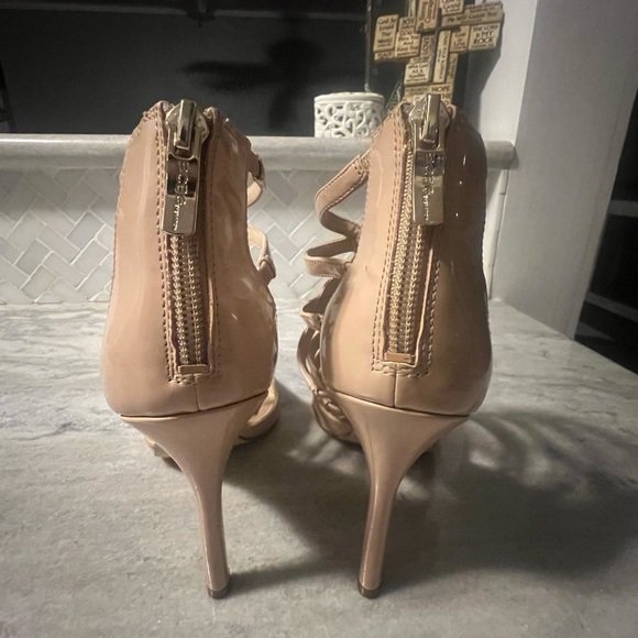 BCBG - Picture 2 of 3